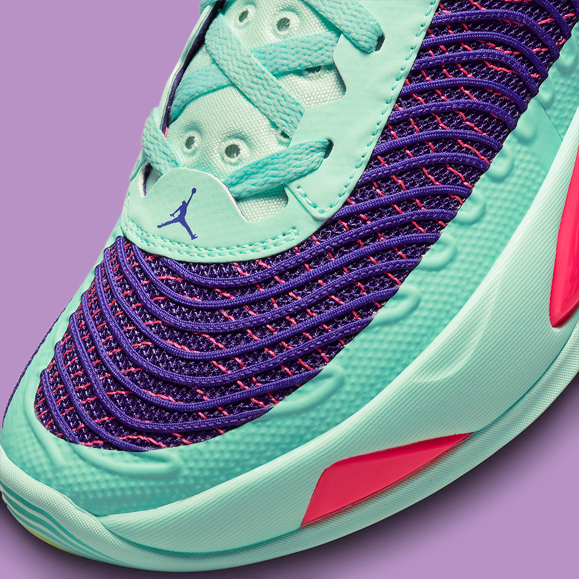 Giày Jordan Luka 1 Easter ra mắt: màu sắc táo bạo, thiết kế độc đáo. - 7
