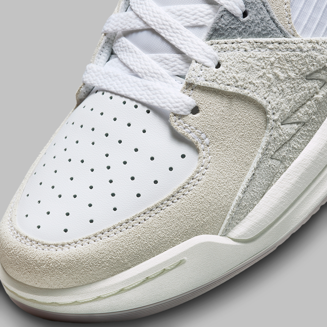 Giày Jordan Stadium 90 lấy cảm hứng từ thiết kế giày nổi tiếng năm 1990 - 9