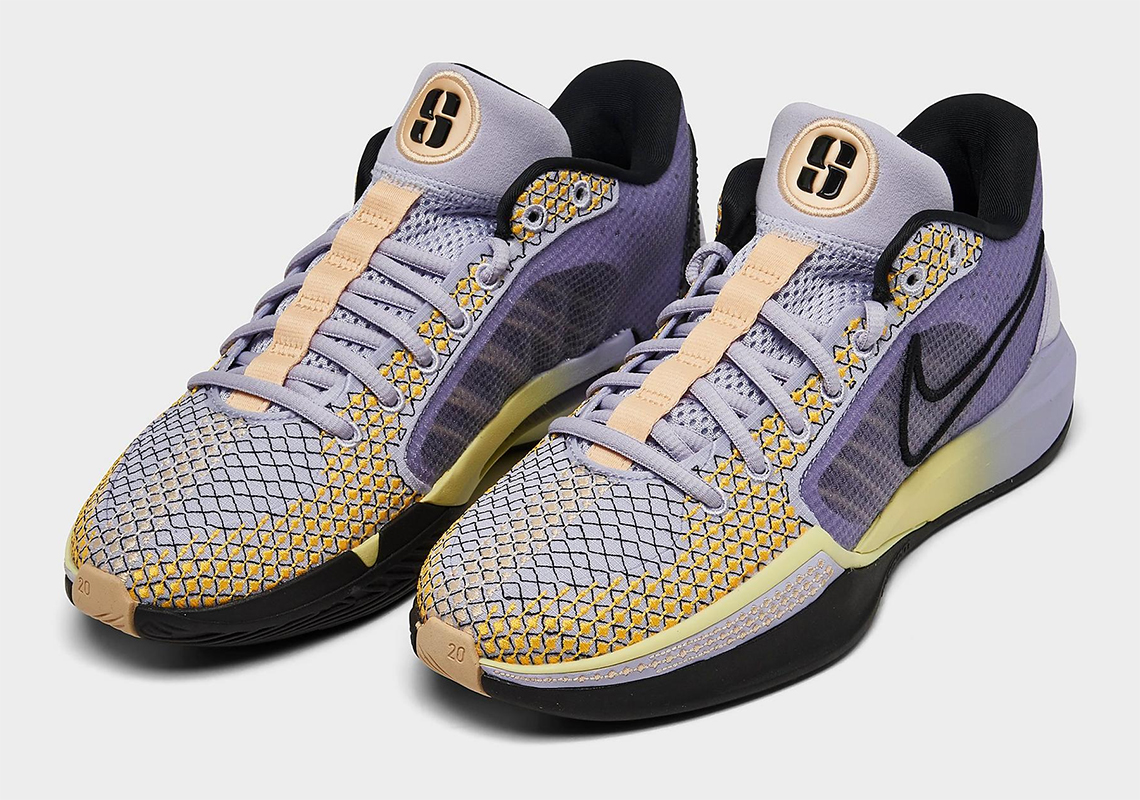 Giày Ký Hiệu Sabrina 1 Của Nike: Sự Kết Hợp Hoàn Hảo Giữa Thể Thao Và Nghệ Thuật - 5