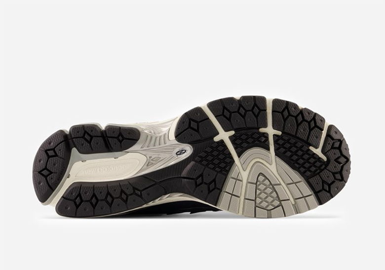 Giày New Balance 1906R Eclipse: Thiết kế đơn giản, tinh tế. - 3