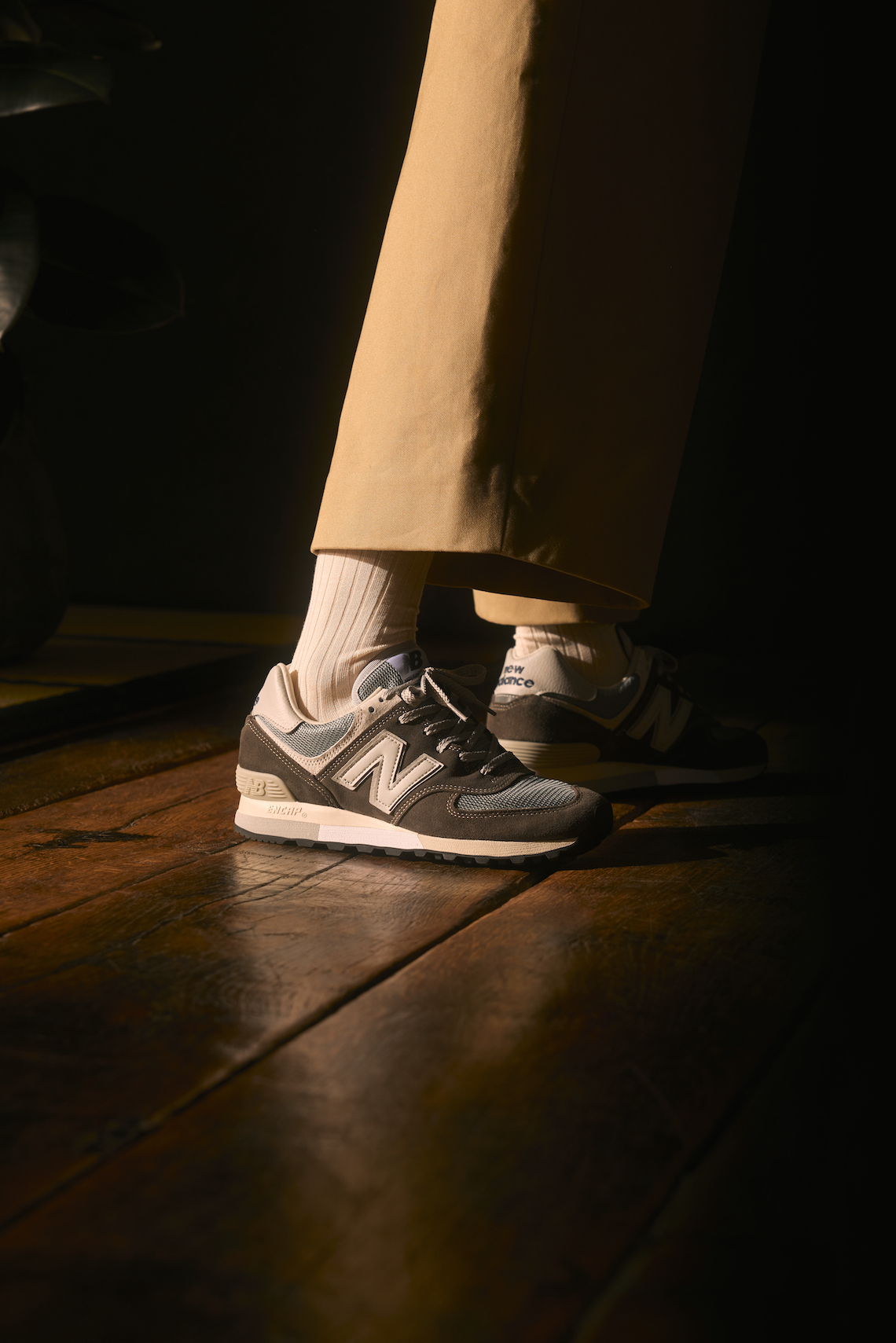 Giày New Balance 576 Made in UK kỷ niệm 35 năm ra mắt với bộ sưu tập đặc biệt - 18