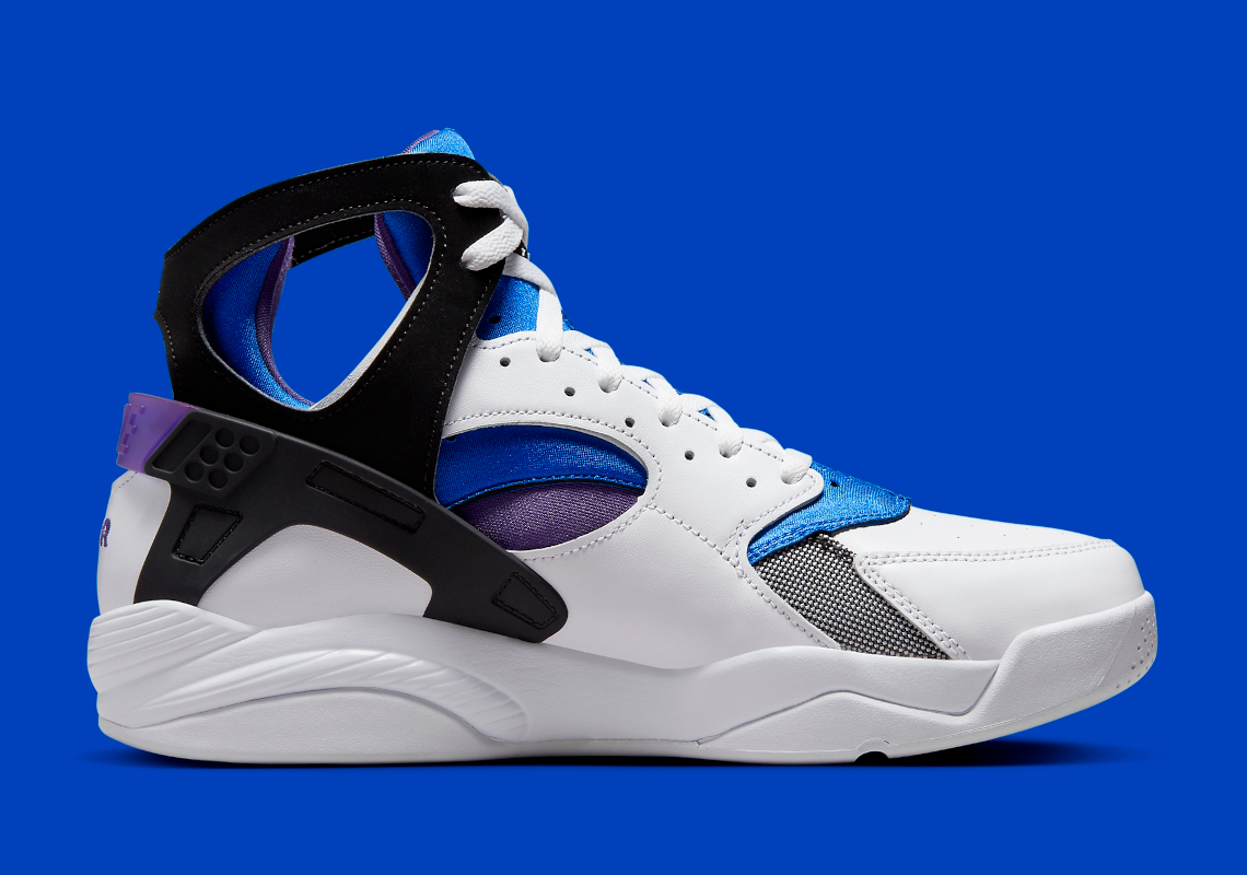 Giày Nike Air Flight Huarache OG trở lại vào tháng 4/2023 - 3