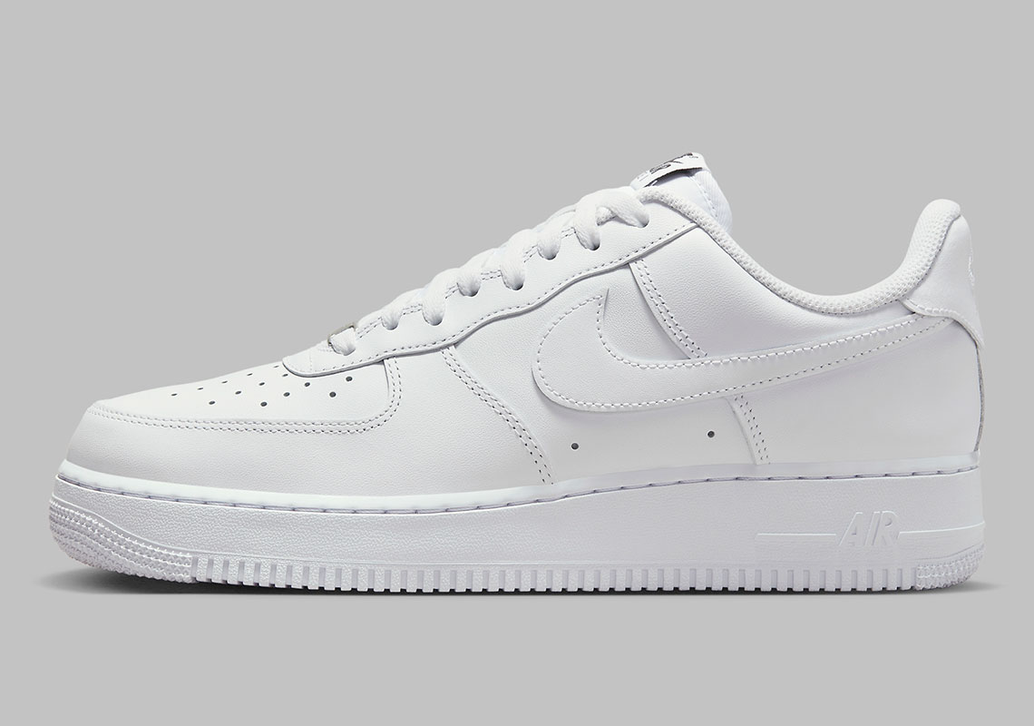 Giày Nike Air Force 1 FlyEase với gót chân gập gọn tiện lợi hơn hệ thống thông thường - 3