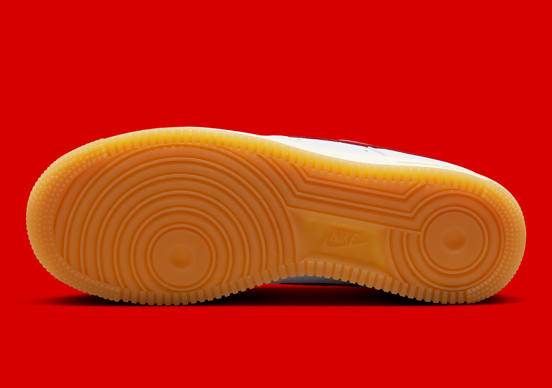 Giày Nike Air Force 1 Low được thêm chút sắc màu bơ vào thiết kế - 5