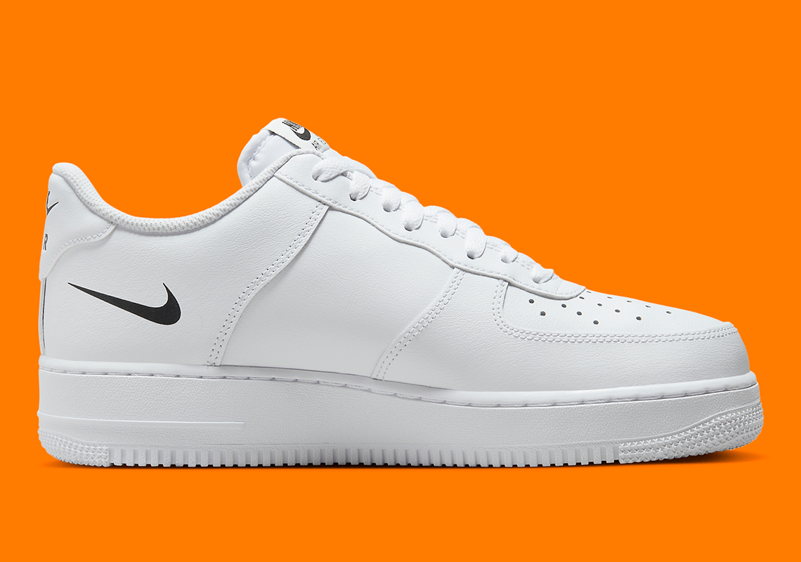 Giày Nike Air Force 1 Low Multi-Swoosh Trắng/Cam: Thiết kế mới với bốn Swooshes. - 3