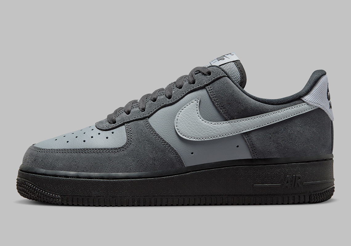 Giày Nike Air Force 1 Low phiên bản Wolf Grey được kết hợp cùng đế màu Anthracite - 2