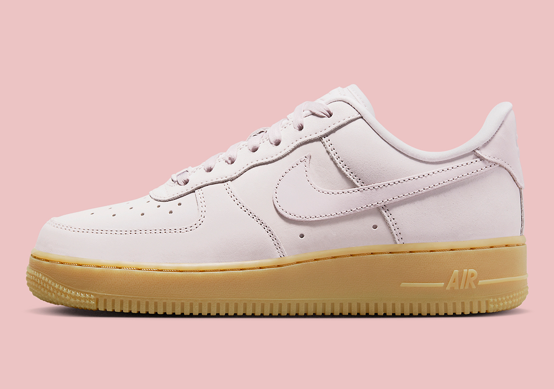 Giày Nike Air Force 1 Màu Hồng Nhạt Và Đế Gum - 2