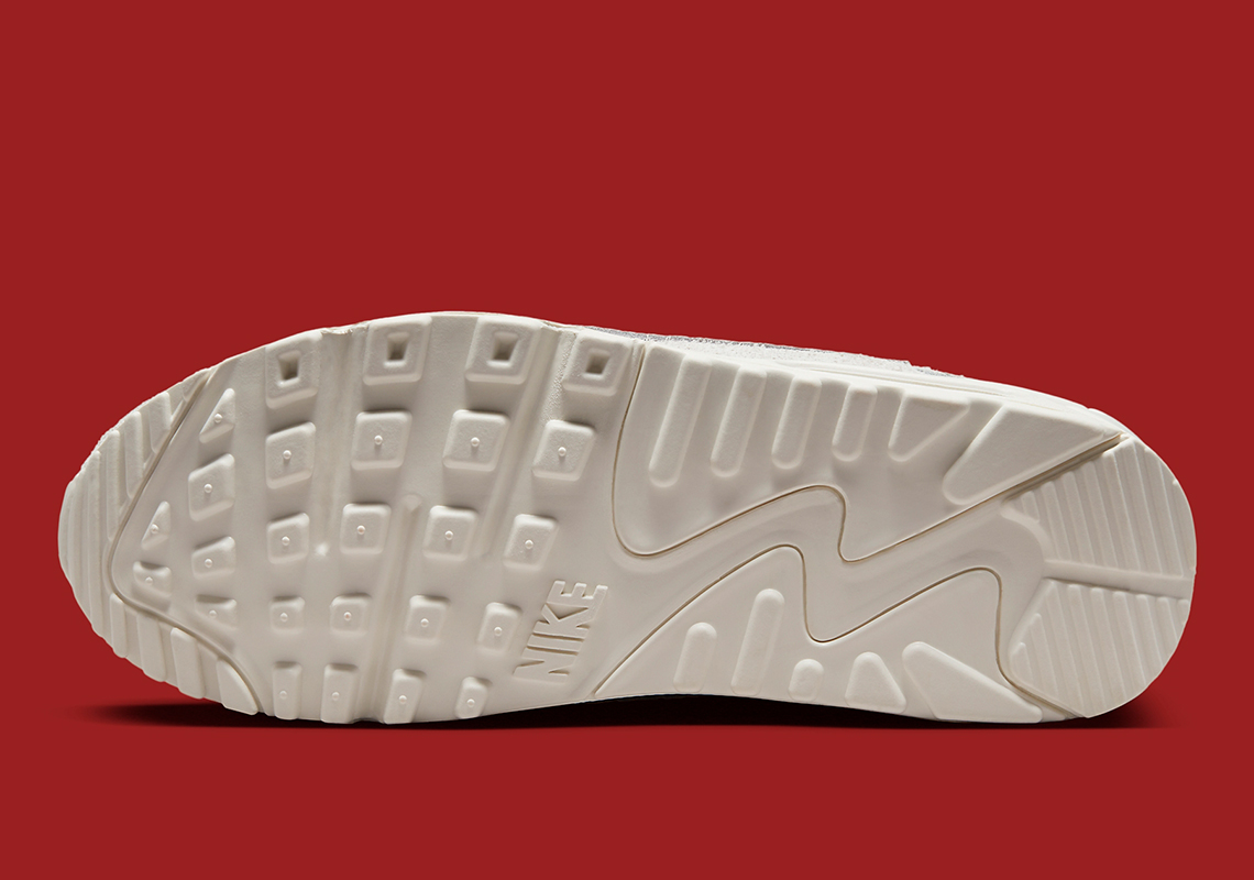 Giày Nike Air Max 90 Futura phiên bản mới với đặc trưng về chất liệu và họa tiết. - 7