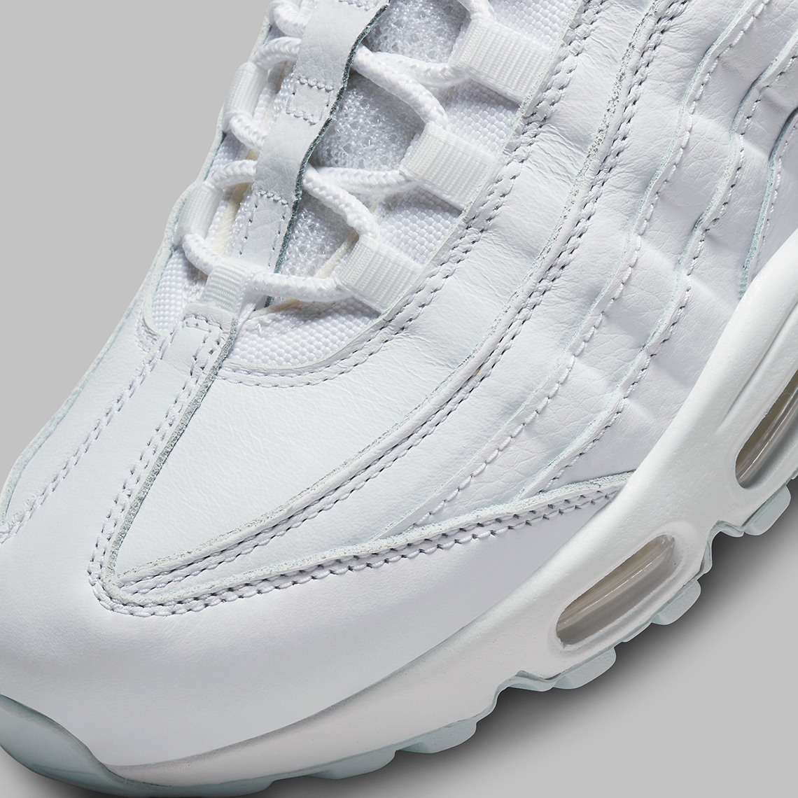 Giày Nike Air Max 95 Triple White trở lại với số lượng hàng mới - 7