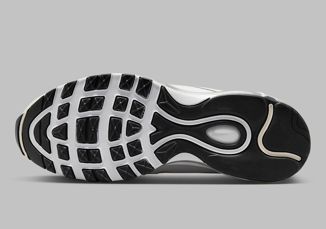 Giày Nike Air Max 97 màu trắng và sail cho Air Max Day 2023 - 6