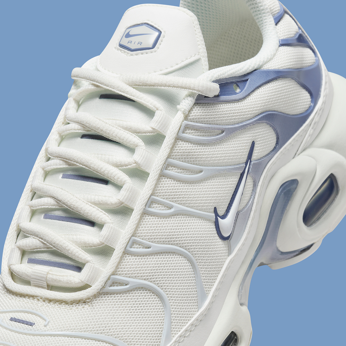 Giày Nike Air Max Plus - Phong Cách Độc Đáo Chào Mừng Kỷ Niệm 25 Năm! - 7