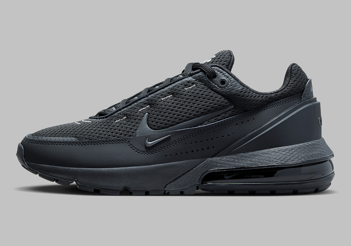 Giày Nike Air Max Pulse Triple Black sắp ra mắt - 1