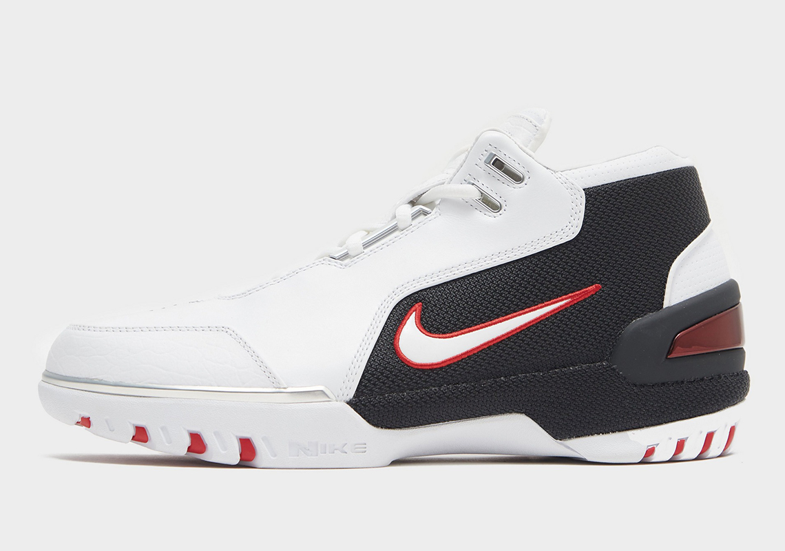 Giày Nike Air Zoom Generation First Game của LeBron James sẽ được tái phát hành - 2