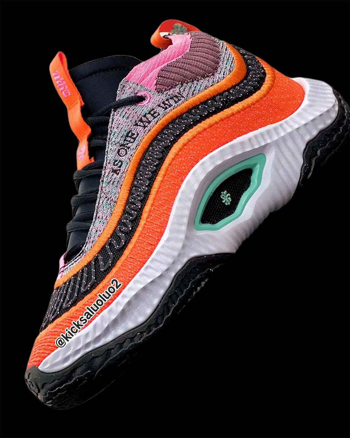 Giày Nike Cosmic Unity 3 Kết Hợp Những Lời Nhắn Cảm Động - 2