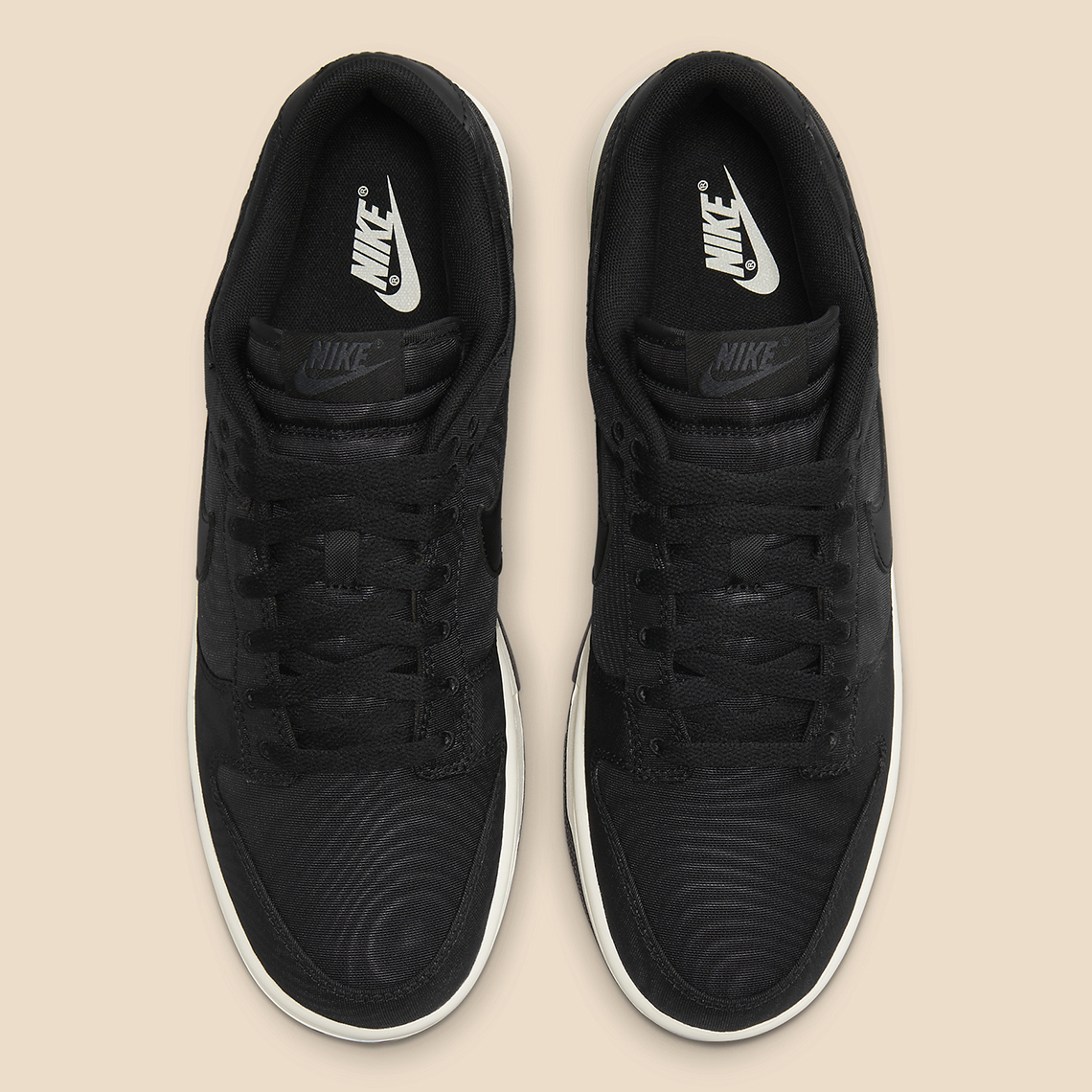 Giày Nike Dunk Low đen trắng với mẫu vân gỗ mới ra mắt - 4