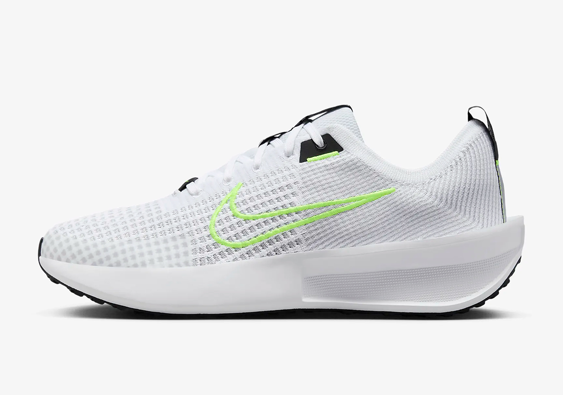 Giày Nike Interact Run: Sự Lựa Chọn Bền Vững Cho Người Chạy Bộ - 4