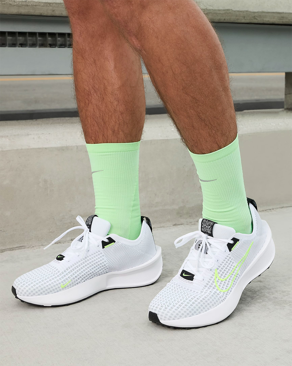 Giày Nike Interact Run: Sự Lựa Chọn Bền Vững Cho Người Chạy Bộ - 9