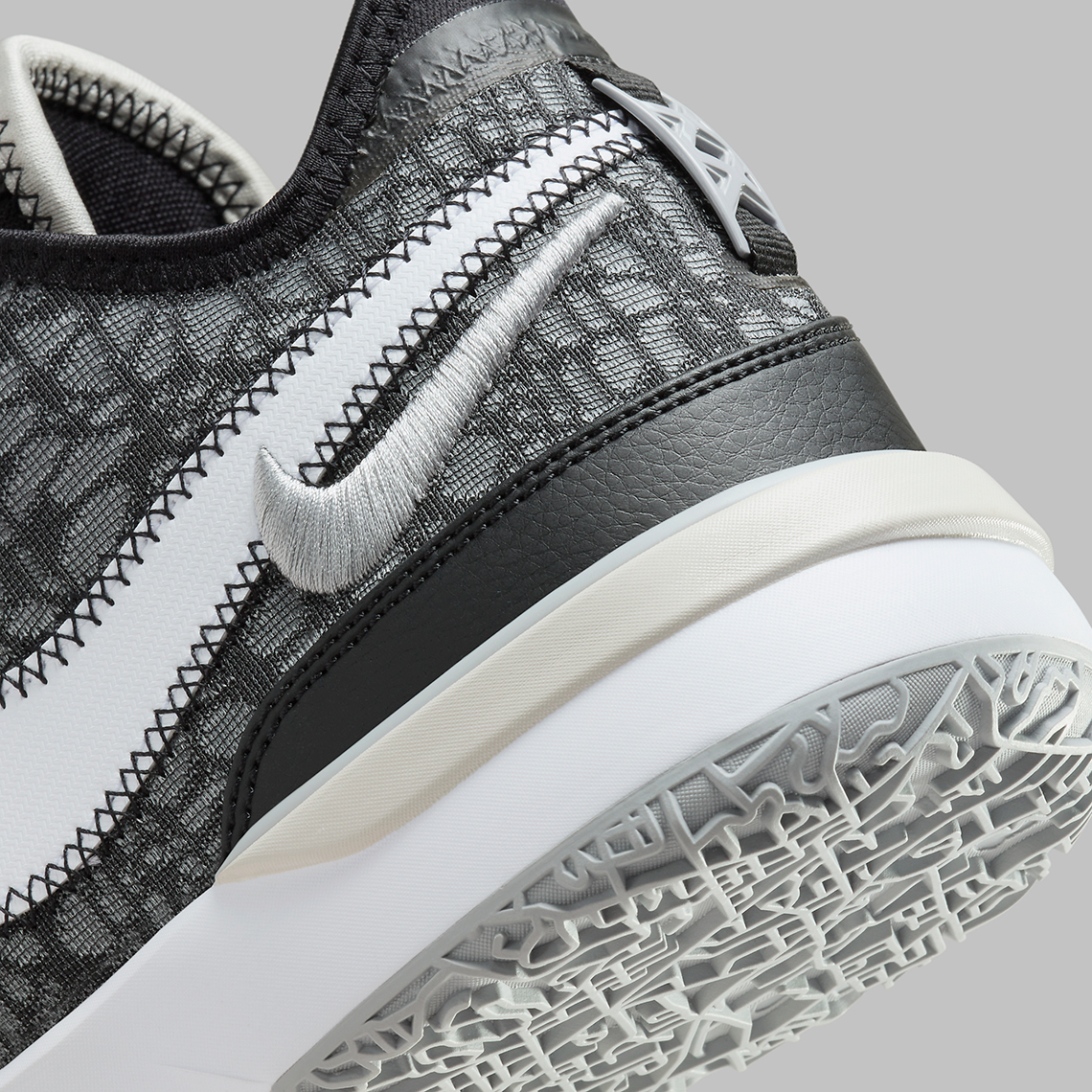 Giày Nike LeBron NXXT Gen Đen/Xám: Sự Lựa Chọn Hoàn Hảo cho Người Tiết Kiệm - 8