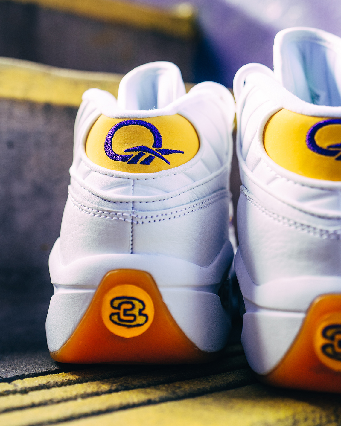 Giày Reebok Question Mid Yellow Toe PE của Kobe Bryant năm 2003 trở lại vào 10/2/2023 - 4