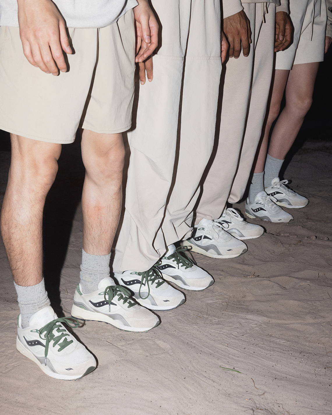 Giày Saucony Shadow 6000 'Accelerate Decelerate' bởi Asphaltgold: Sự Kết Hợp Sáng Tạo - 7