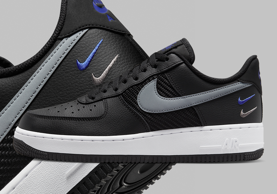 Giày sneaker Nike Air Force 1 Low Triple Swoosh màu đen, logo xám - 1