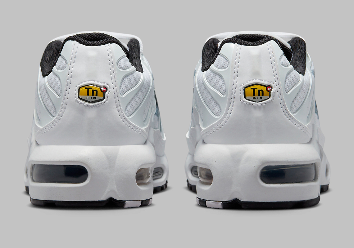 Giày sneaker Nike Air Max Plus Stencil Swoosh - 5