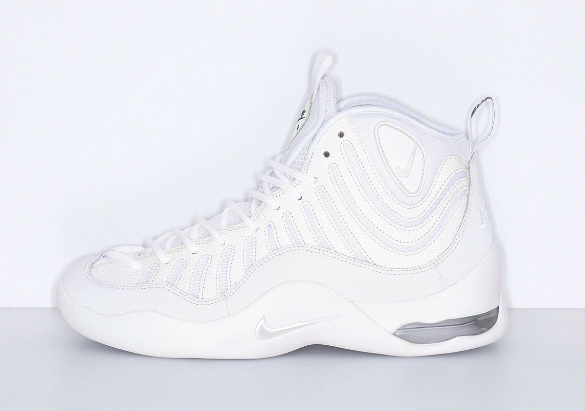 Giày Supreme x Nike Air Bakin ra mắt với hai màu mới. - 11