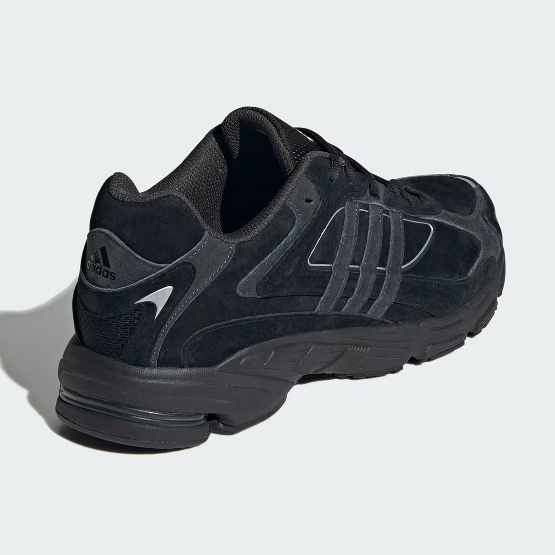 Giày Thể Thao adidas Response CL Mới: Phong Cách Mùa Đông 2023 - 3