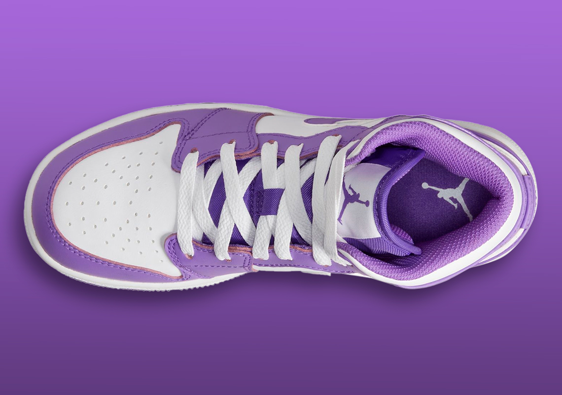 Giới thiệu Air Jordan 1 Mid mới cho trẻ em: Màu trắng tinh khiết và tím quý phái - 3