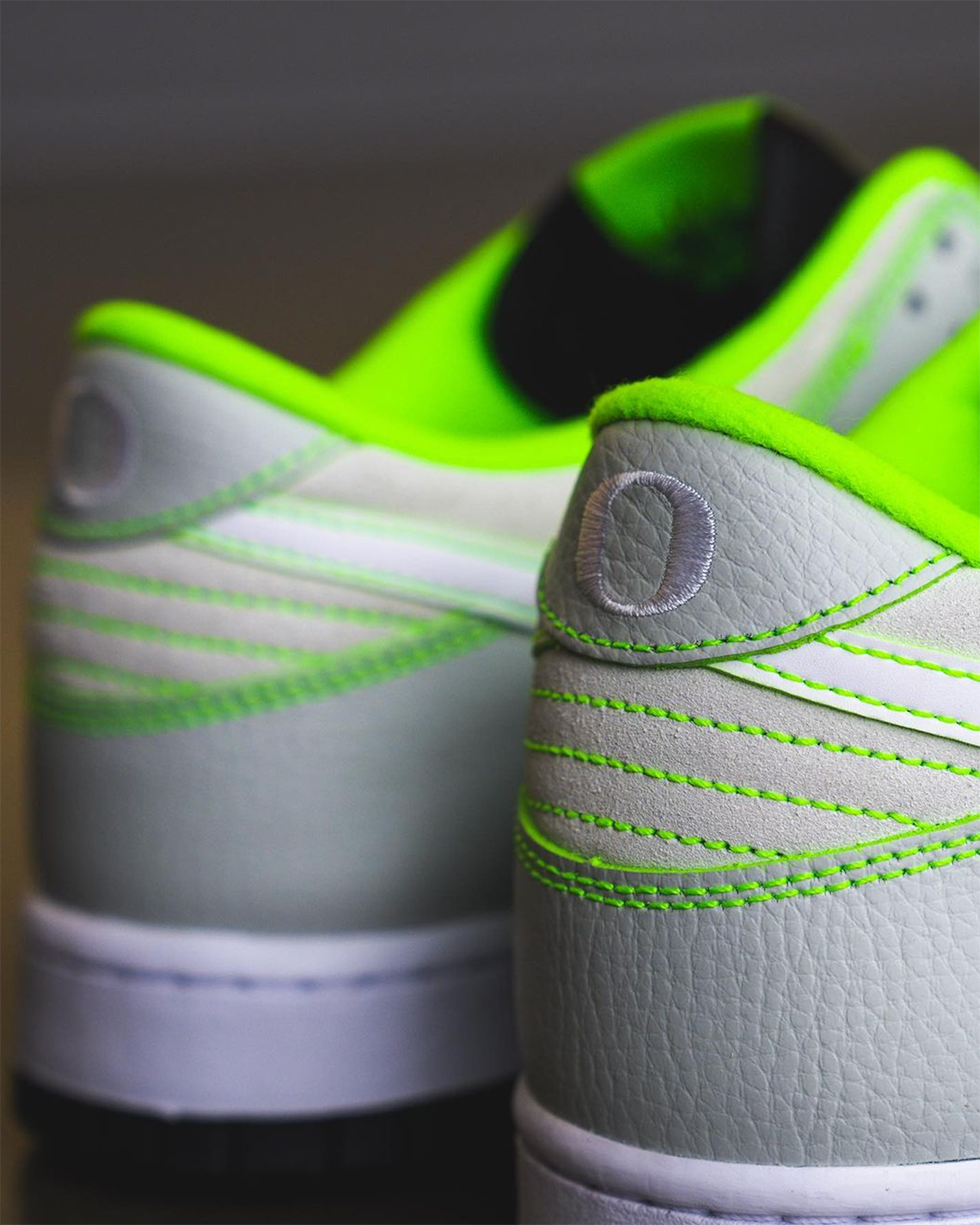 Giới thiệu giày Dunk Low Oregon Ducks Of A Feather của Nike. - 6