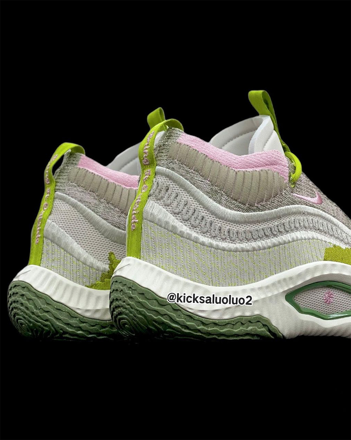 Giới thiệu giày Nike Cosmic Unity 3 - 3