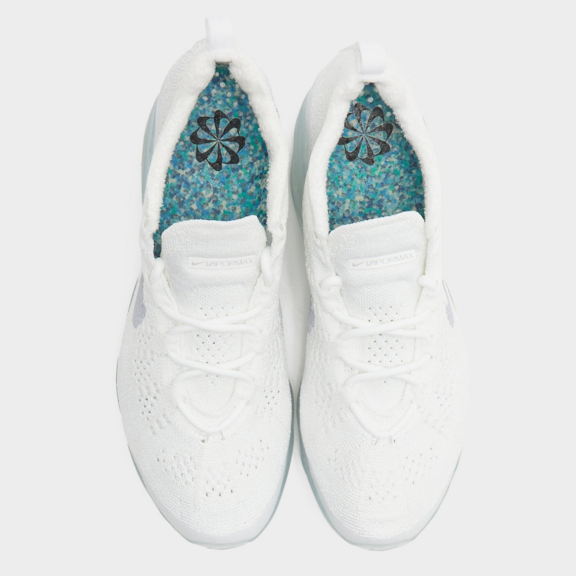Giới thiệu Nike VaporMax 2023 Flyknit Pure Platinum cho phái nữ - 3