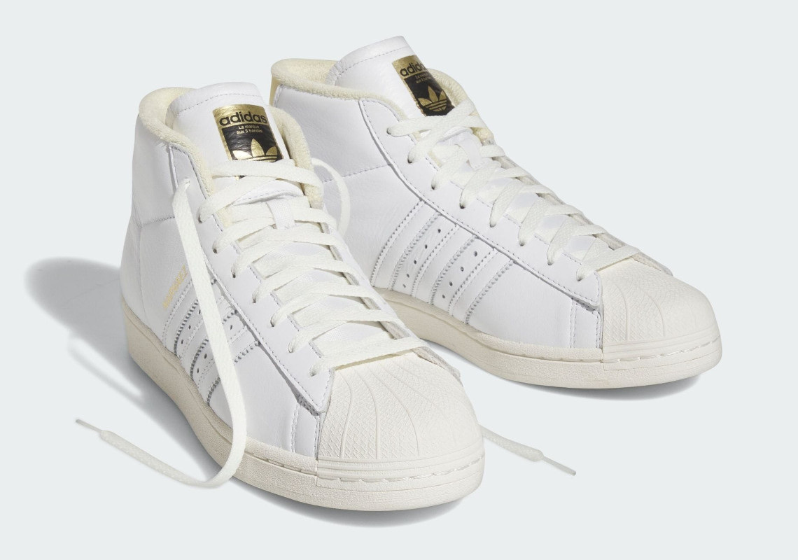 Giới thiệu phiên bản hợp tác đầu tiên giữa Sam Narvaez và adidas Pro Model ADV trong gam màu trắng tinh khiết. - 4