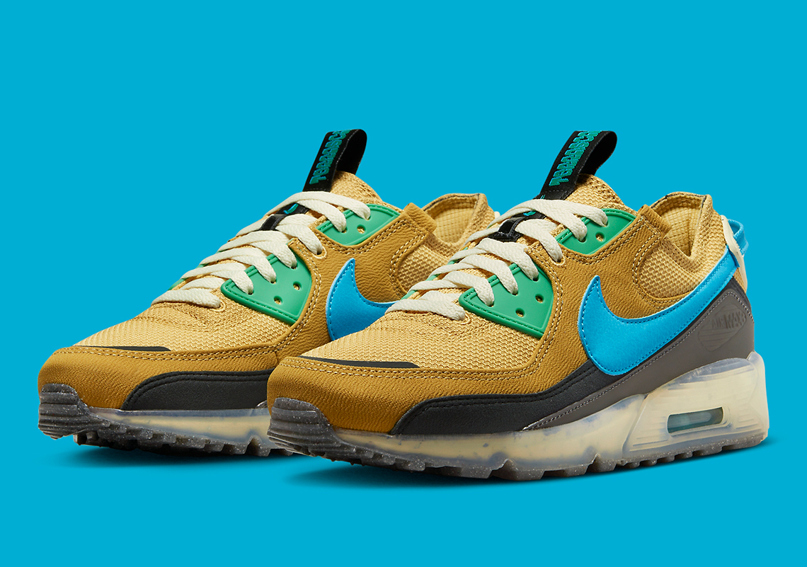 Gold Wheat và Blue Lightning làm nổi bật mẫu sneaker Nike Air Max Terrascape 90 - 1