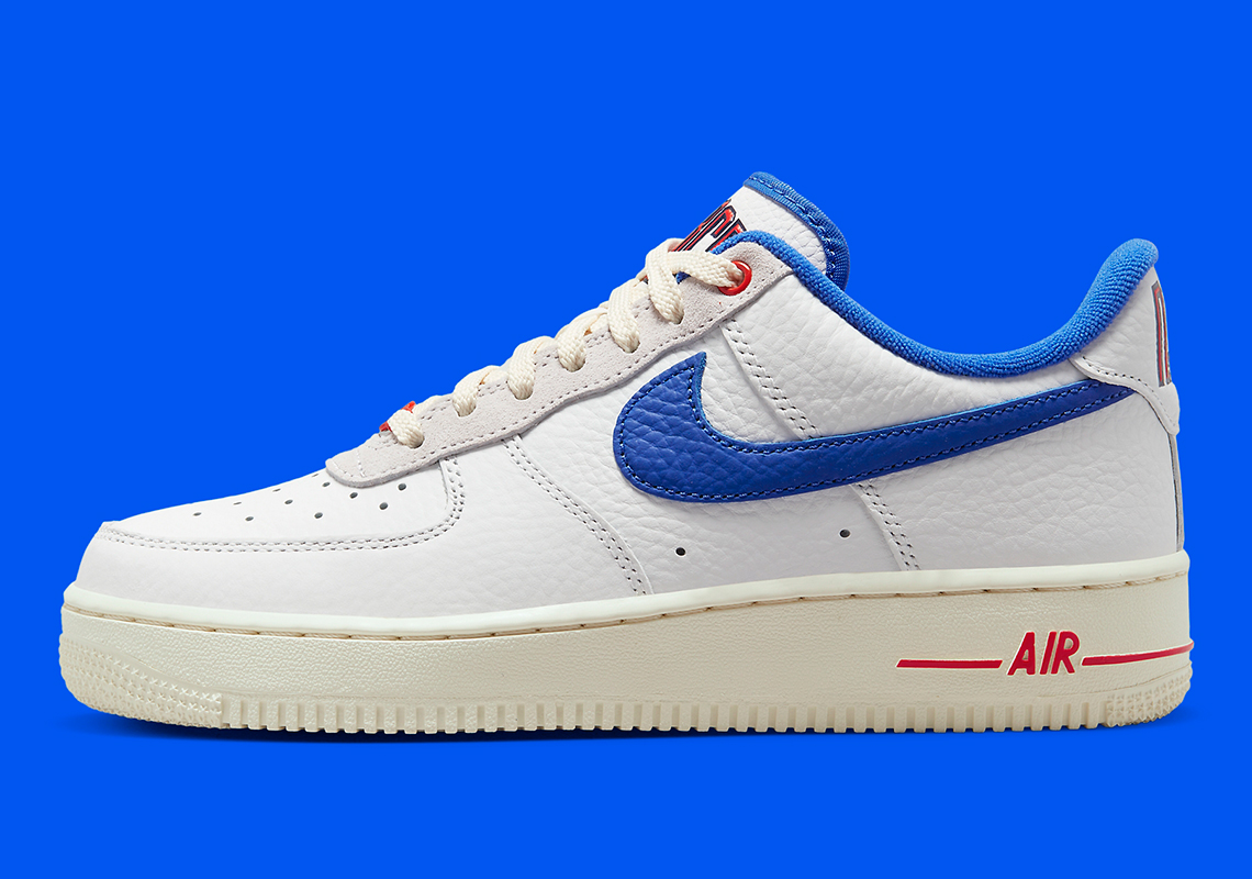 Hai biểu tượng bóng rổ hợp nhất trên giày sneaker Nike Air Force 1 Command Force - 3