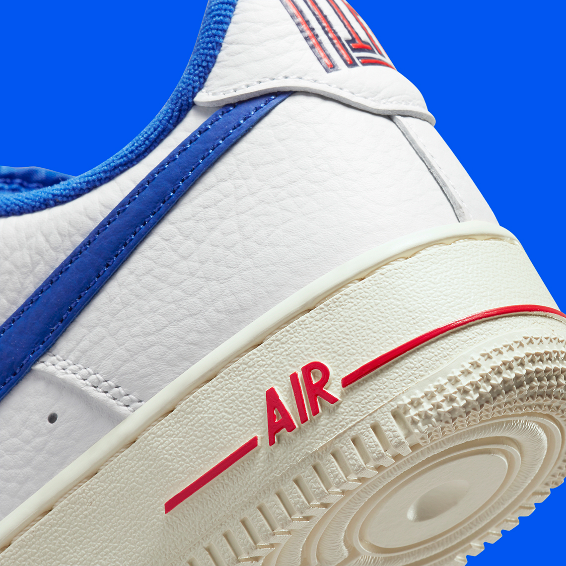 Hai biểu tượng bóng rổ hợp nhất trên giày sneaker Nike Air Force 1 Command Force - 9