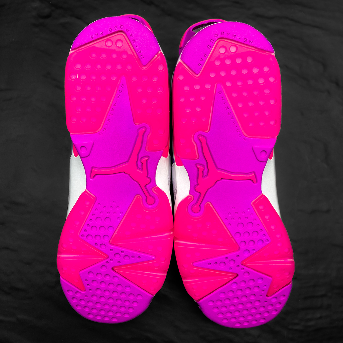 Hình ảnh Air Jordan 6 Low cho The Pinkprint của Nicki Minaj đã xuất hiện - 5