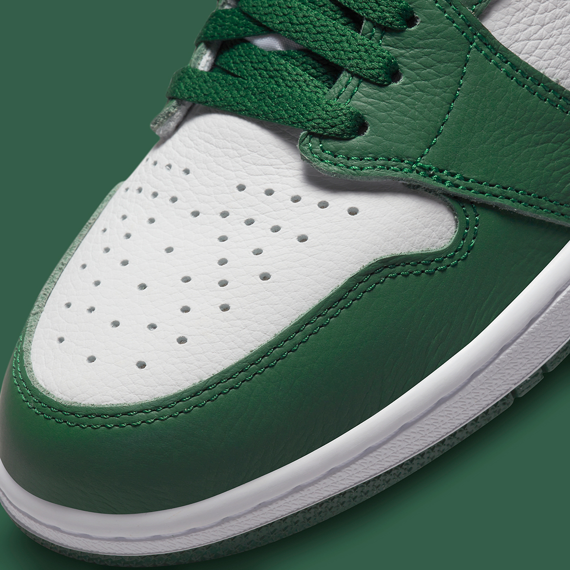 Hình ảnh chính thức của Air Jordan 1 Gorge Green - 7