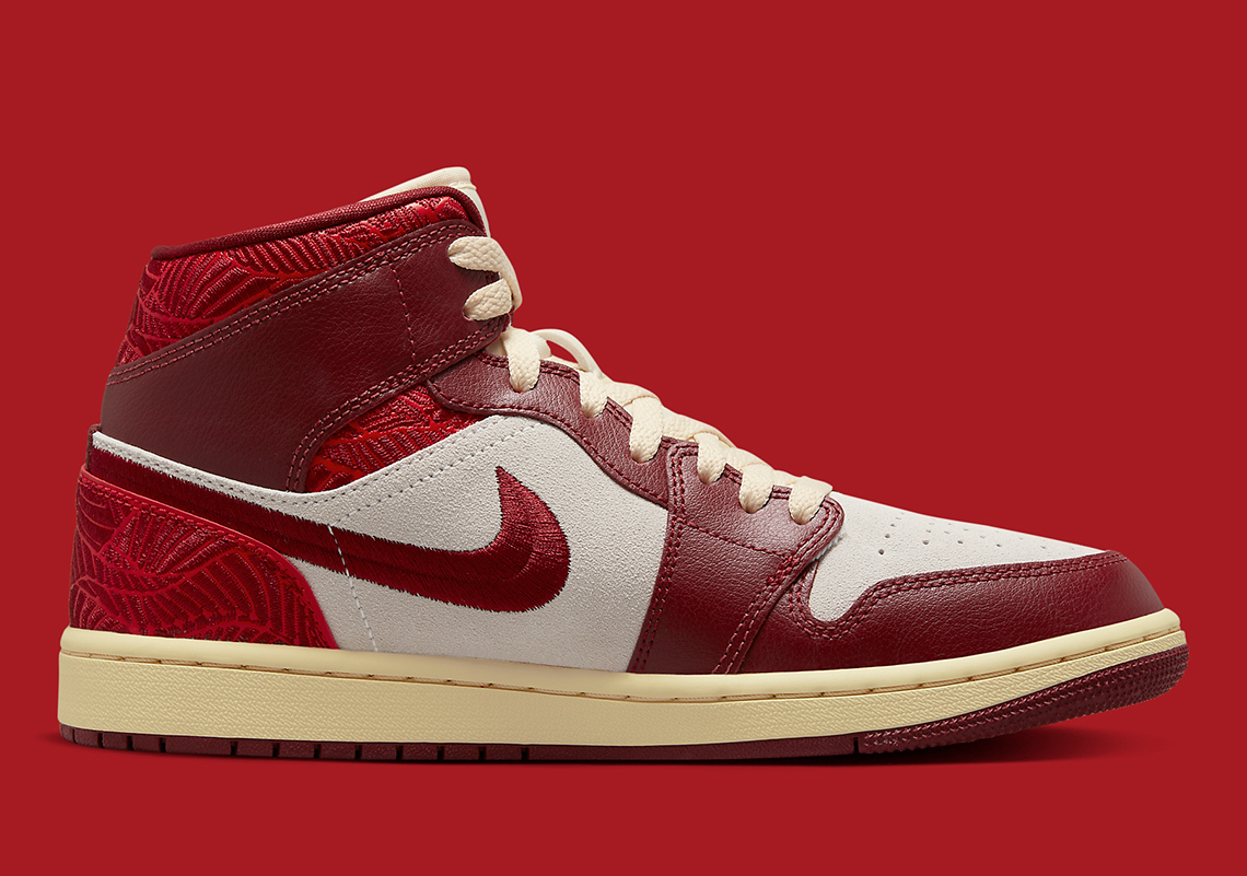 Hình ảnh chính thức của Air Jordan 1 Mid Tiki Leaf - 3