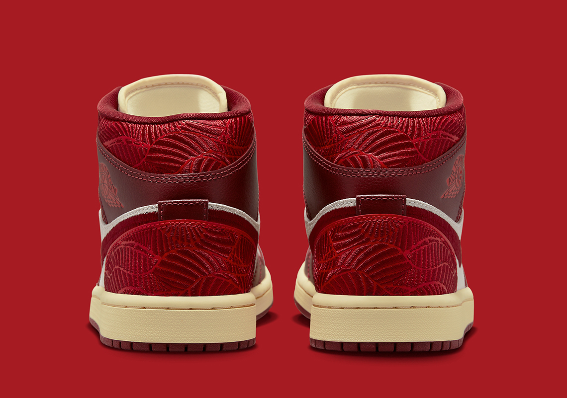 Hình ảnh chính thức của Air Jordan 1 Mid Tiki Leaf - 5