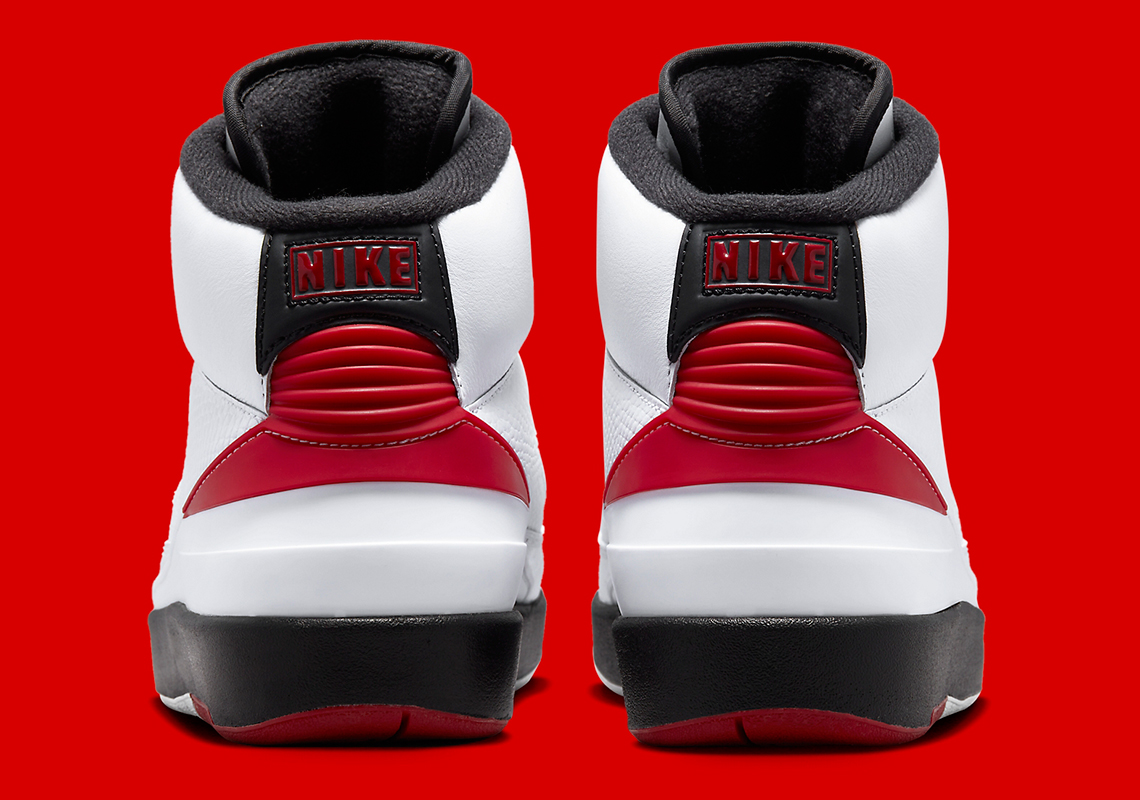 Hình ảnh chính thức của Air Jordan 2 Chicago - 5