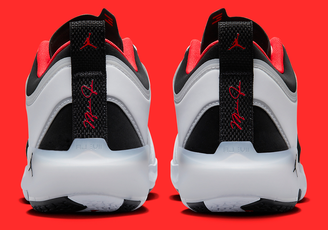 Hình ảnh chính thức của Air Jordan 37 Low “Siren Red” đã được tung ra - 4