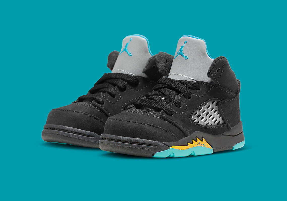Hình ảnh chính thức của Air Jordan 5 Aqua - 21