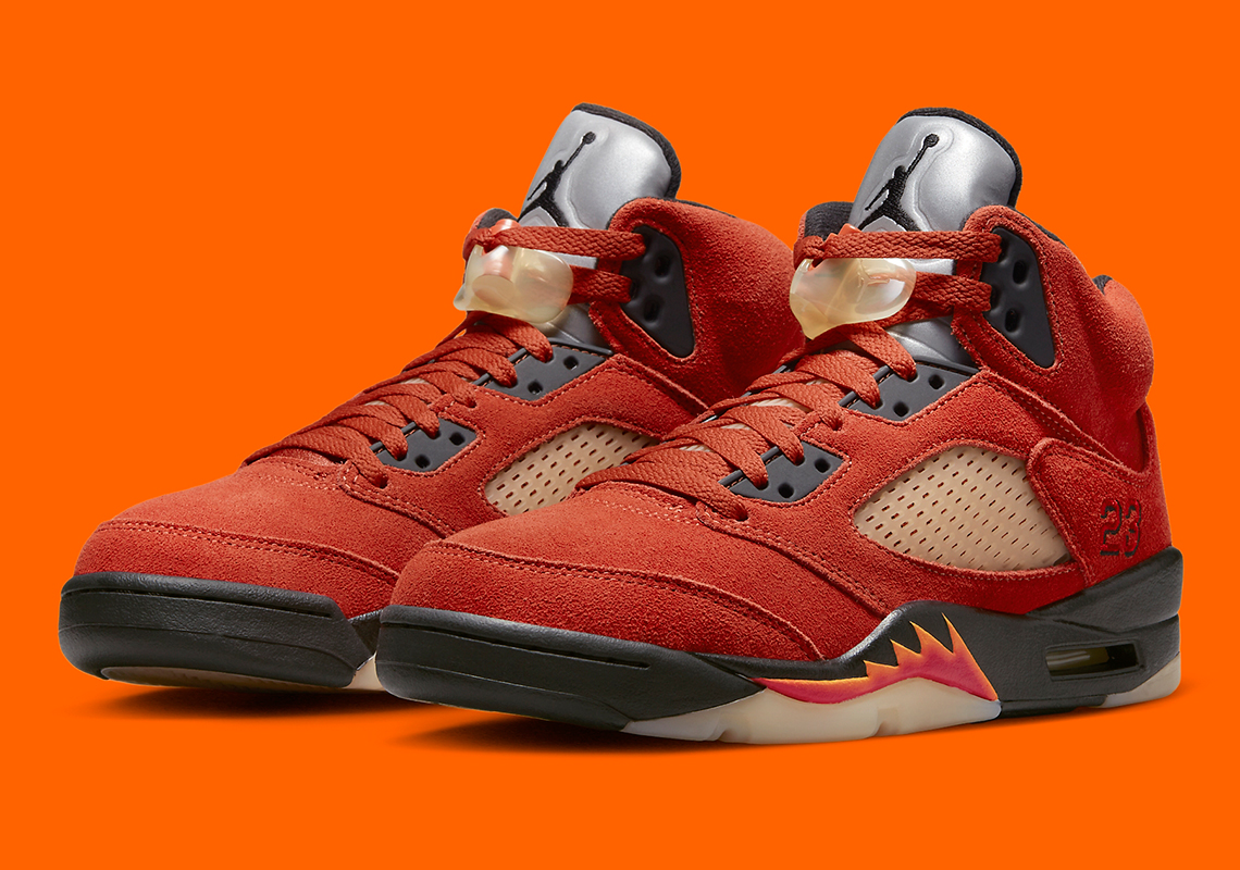 Hình ảnh chính thức của Air Jordan 5 Mars for Her đã xuất hiện - 1