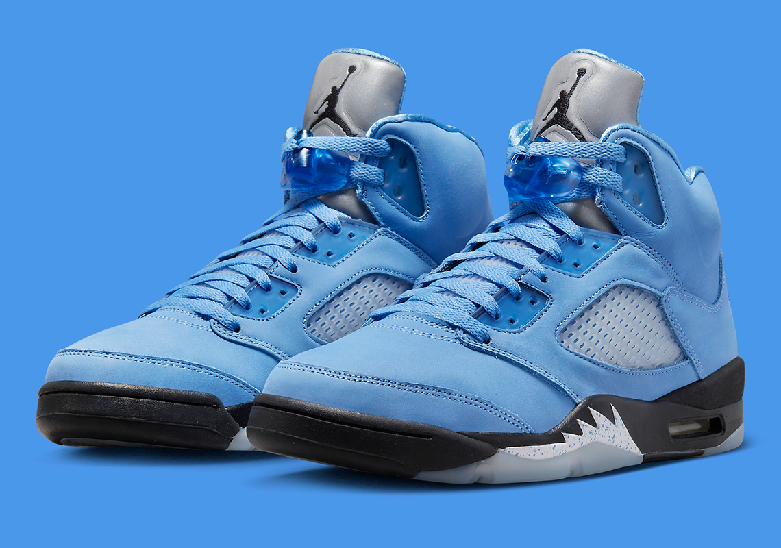 Hình ảnh chính thức của Air Jordan 5 UNC  - 1