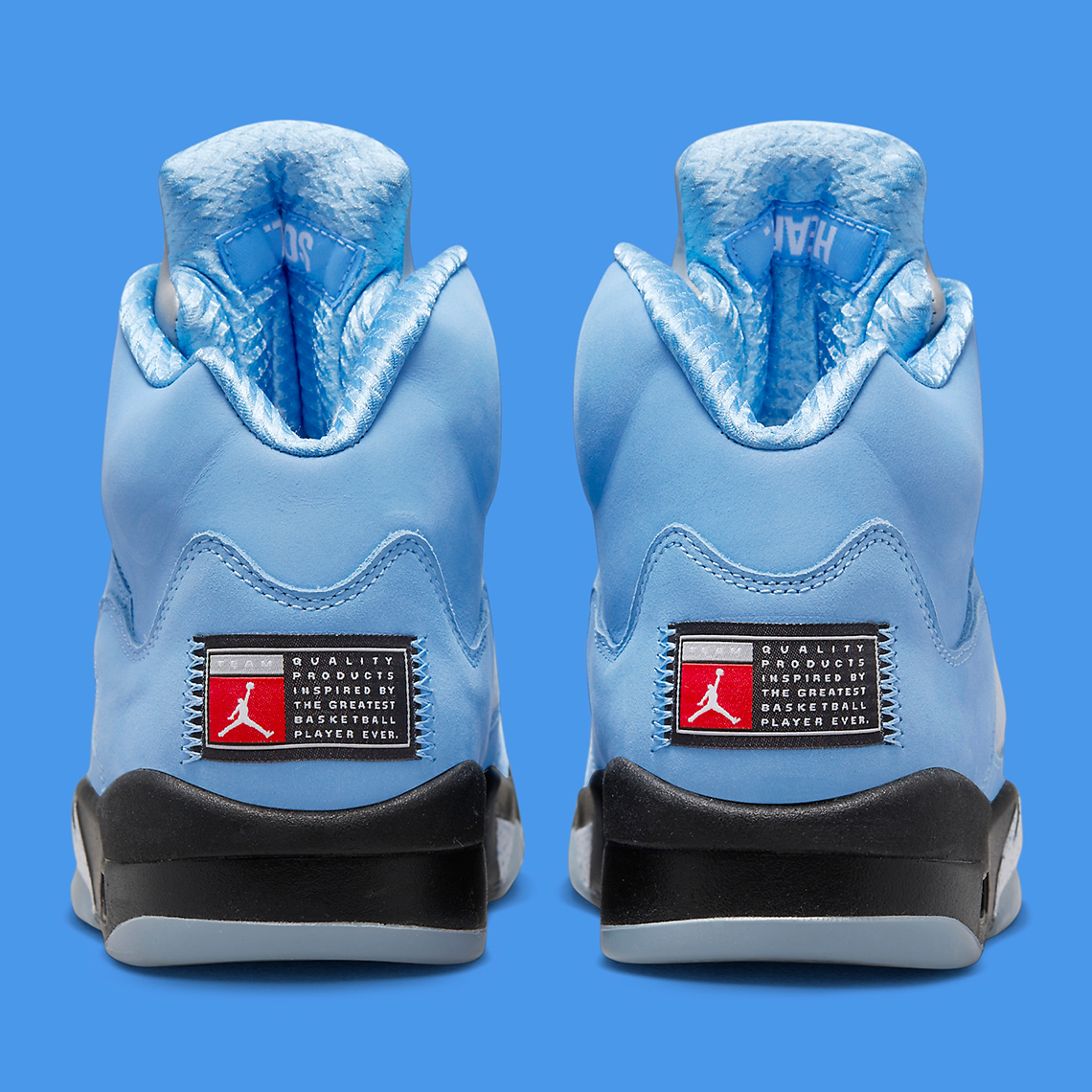 Hình ảnh chính thức của Air Jordan 5 UNC  - 5