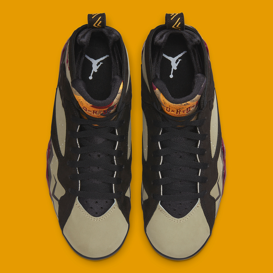 Hình ảnh chính thức của Air Jordan 7 Retro SE Black/Olive - 4