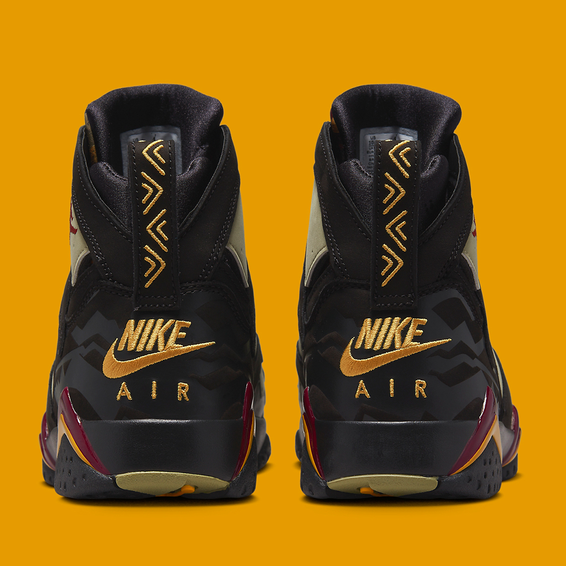 Hình ảnh chính thức của Air Jordan 7 Retro SE Black/Olive - 5