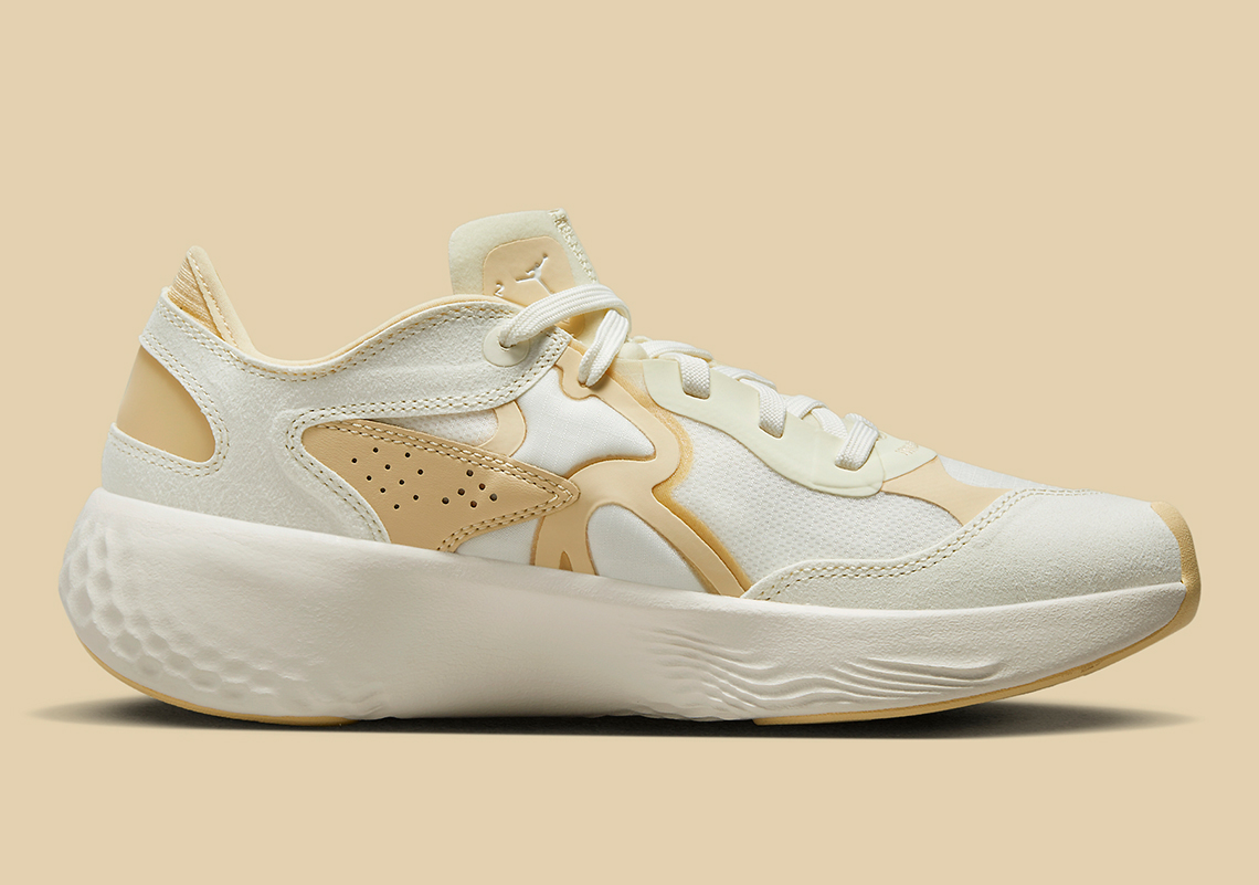 Hình ảnh chính thức của đôi giày sneaker Jordan Delta 3 Màu Cream  - 3