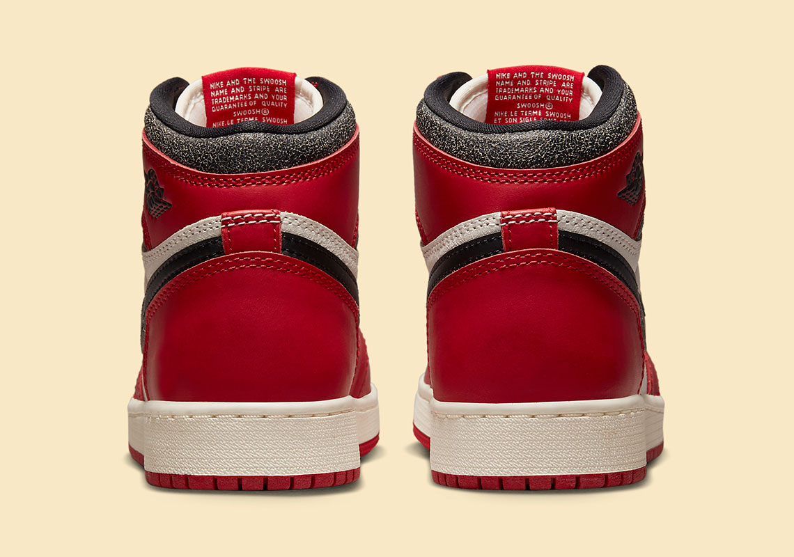 Hình ảnh chính thức của mẫu Air Jordan 1 Lost And Found - 15